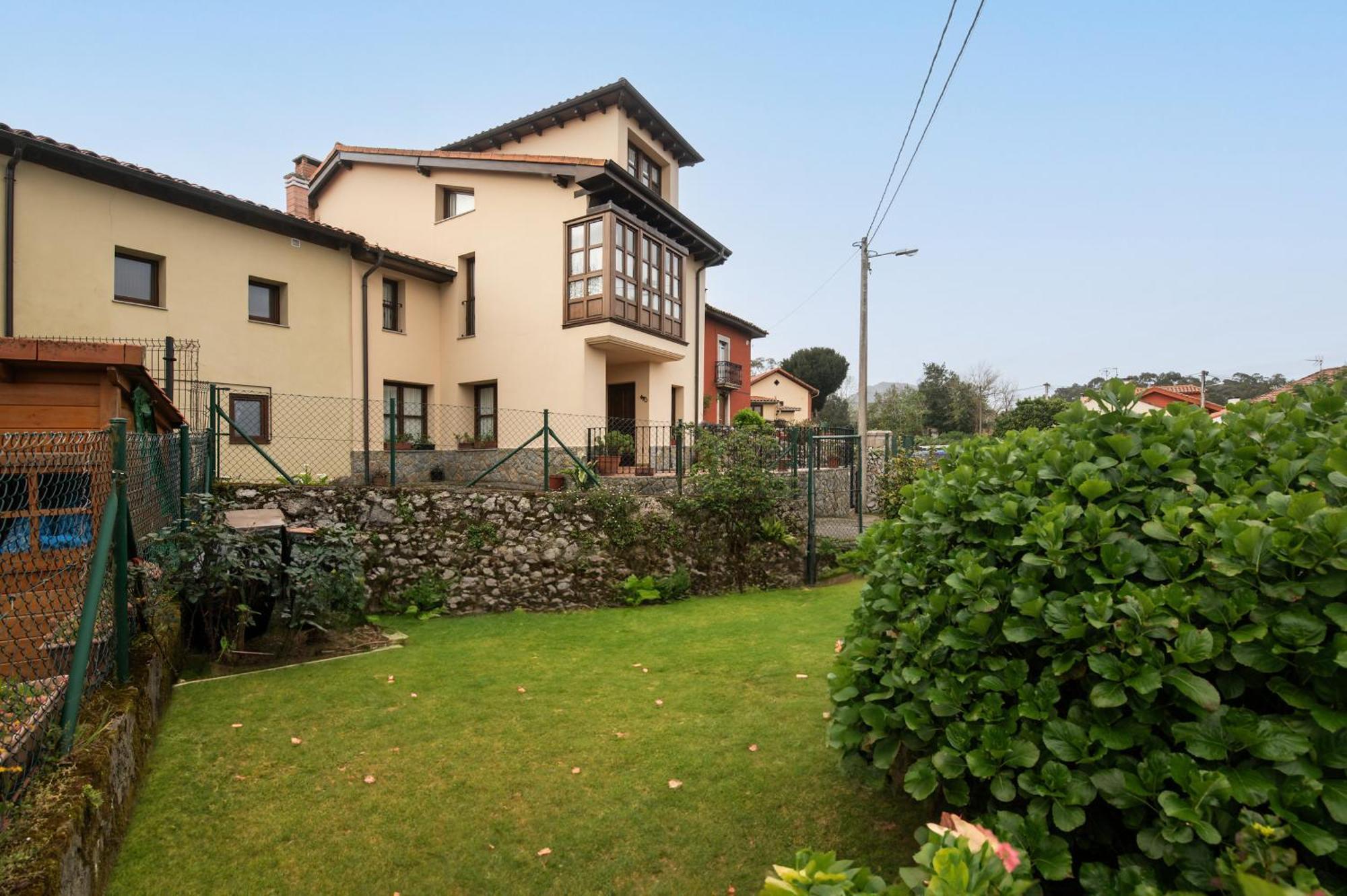 Villa Casa El Balandro De Poo Llanes Esterno foto